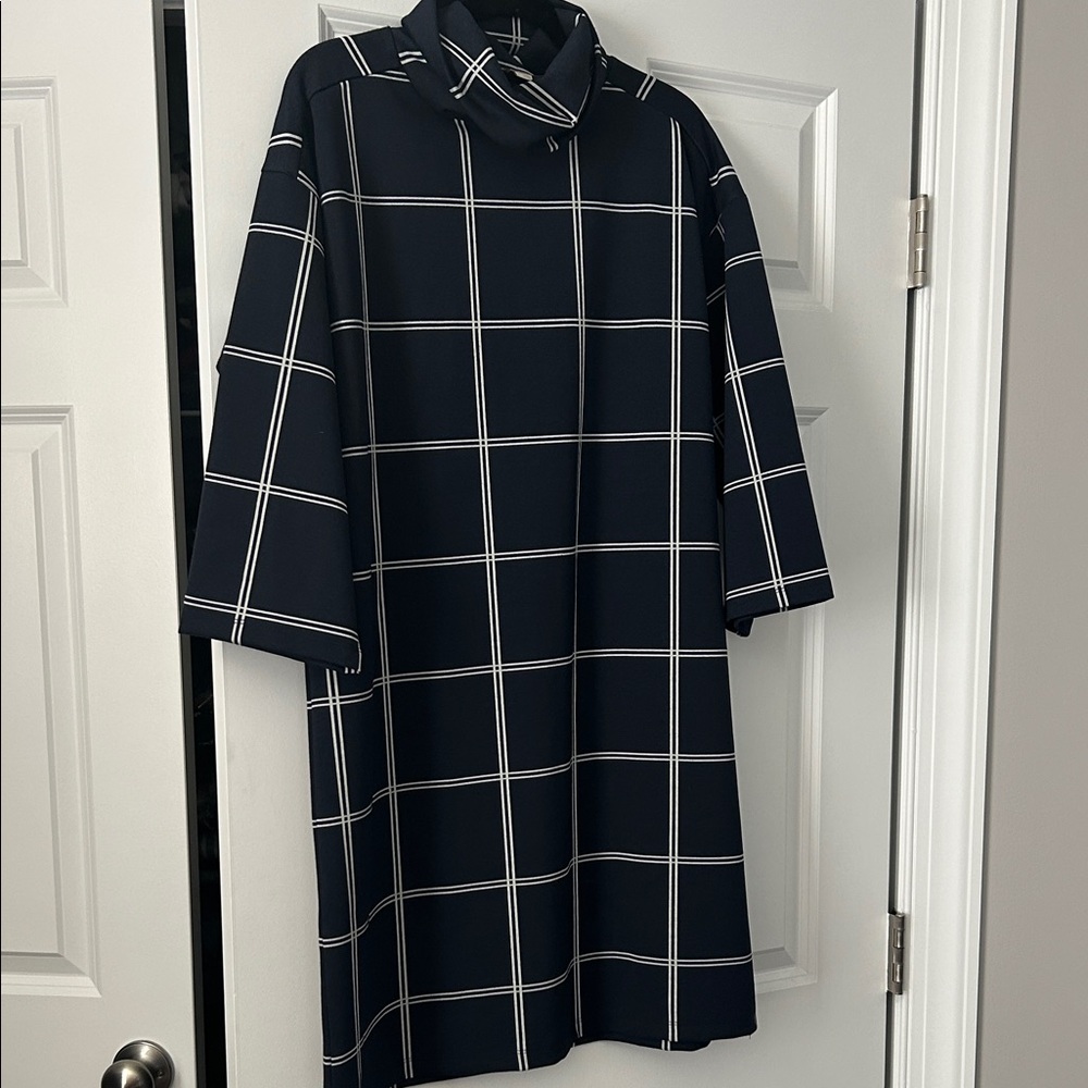 Sz L navy/windowpane print LOFT dress